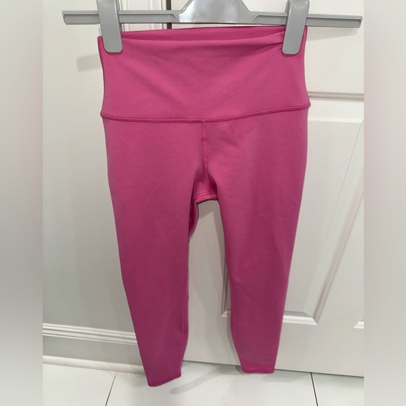 ALO Yoga Other - Alo Yoga 7/8 High Waist Airlift Leggings - Paradise Pink 🩷